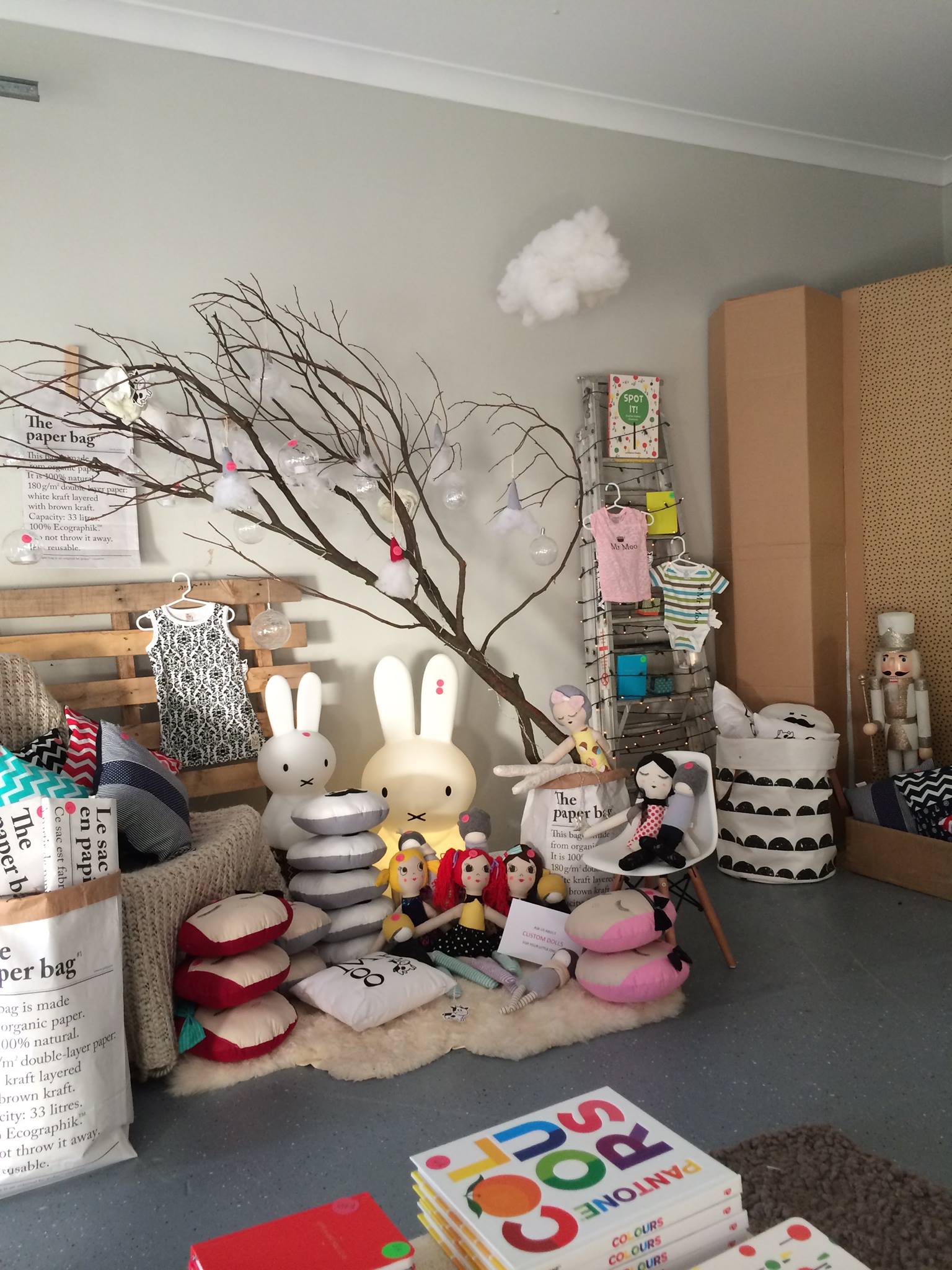Lil Spaces_Pop up shop