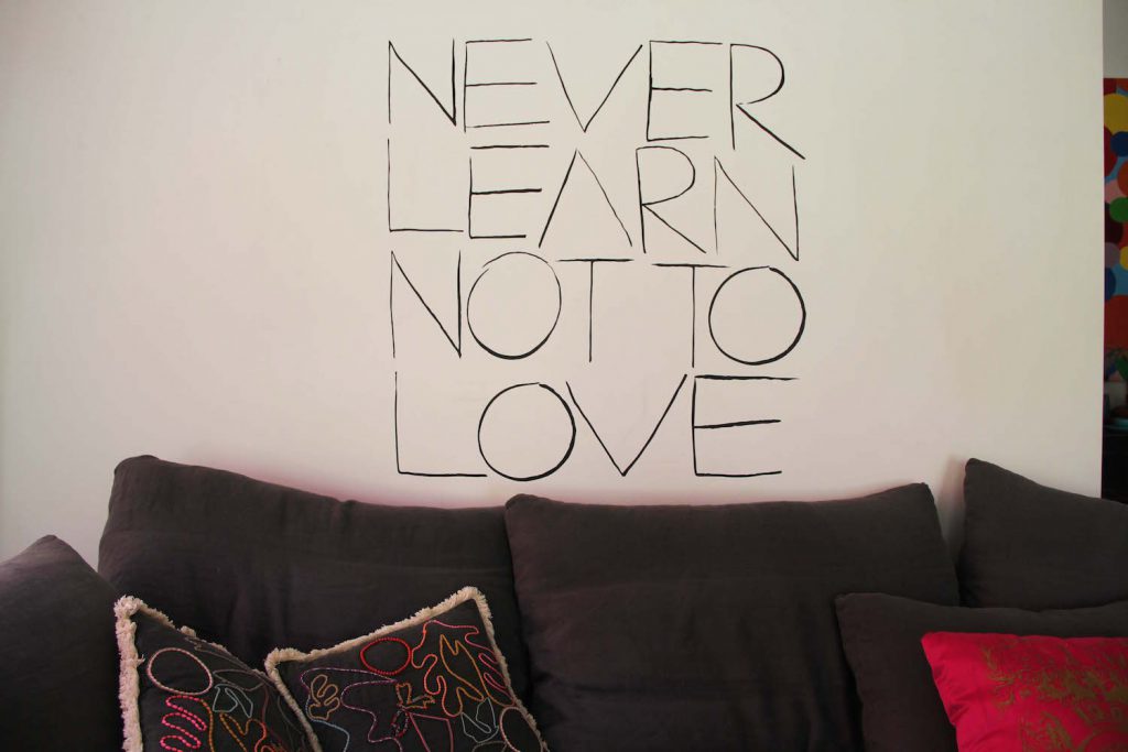 Never learn not to love text