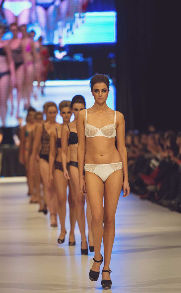 15.05.13-Simone-Perele_07