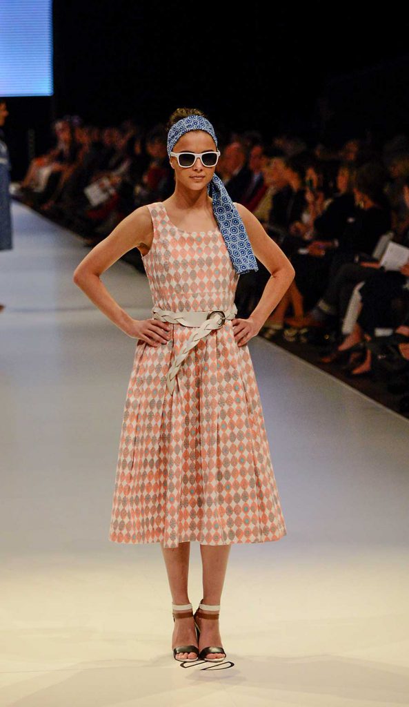 15.05.13-That-Bird-Label_02