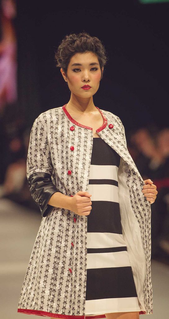 15.05.13-The-Professor's-Daughter_02