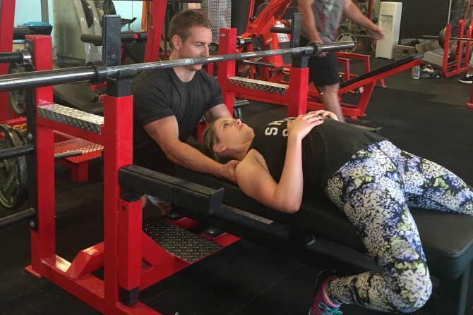 Bench-press ash1