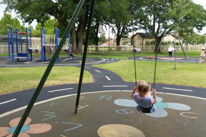 CBRwithkidsunder10_QBN playground