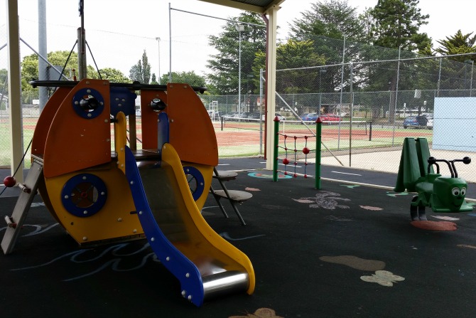 CBRwithkidsunder10_qbn playground2