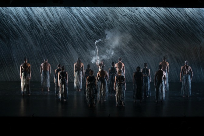 Bangarra_Ensemble_-_Nyapanyapa,_OUR_land_people_stories_-_Photo_by_Jhuny_Boy-Borja_2_