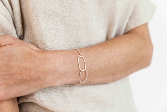 ajackson-signature-linkedbracelet-silver-email