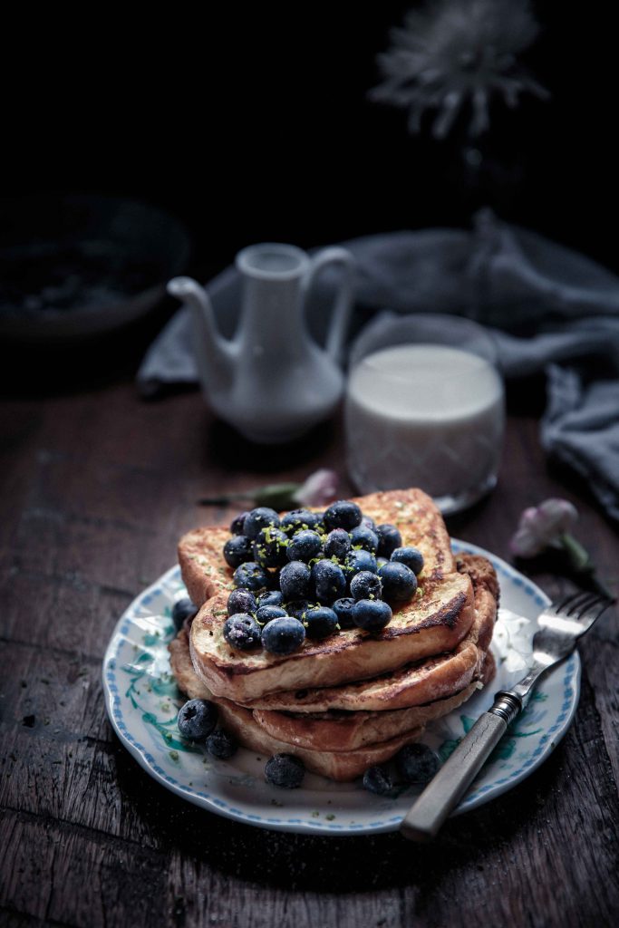 frangelico-french-toast-with-blueberries-and-vanilla-bean-creme-fraiche-anisa-sabet-the-macadames-9-6