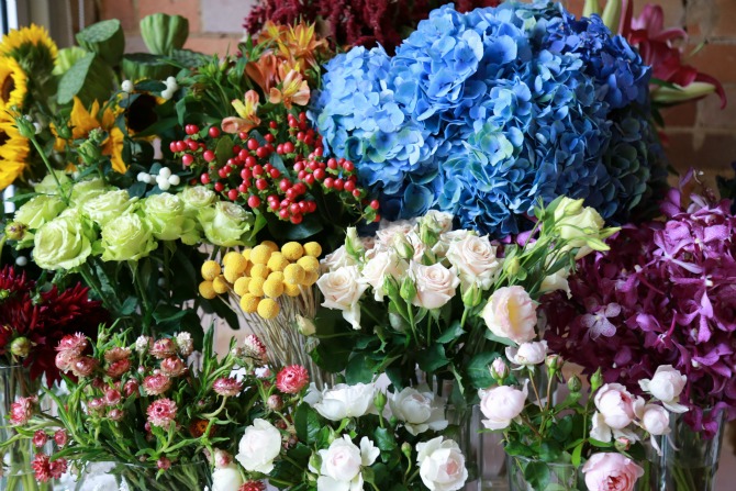 Flower Bar: Putting the ‘petal’ to the metal