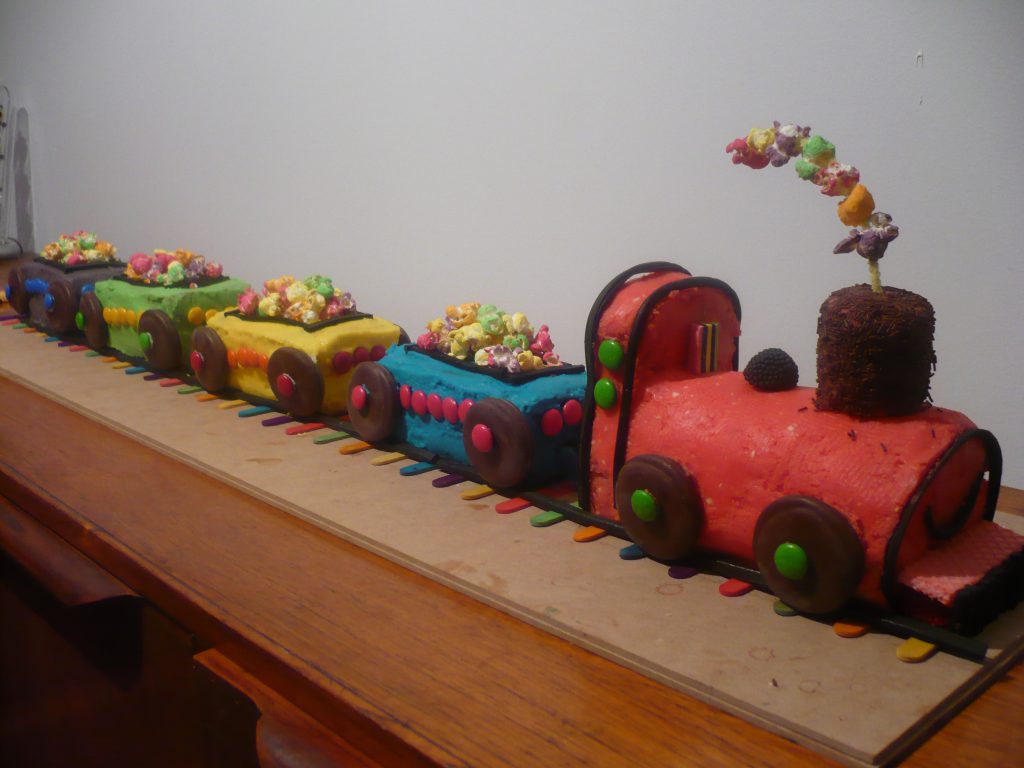 PANDSI's 107 birthday cakes