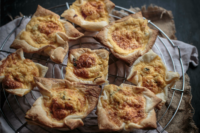 Weekday Breakfast: Spinach Gruyere and Smoked Bacon Mini Quiches