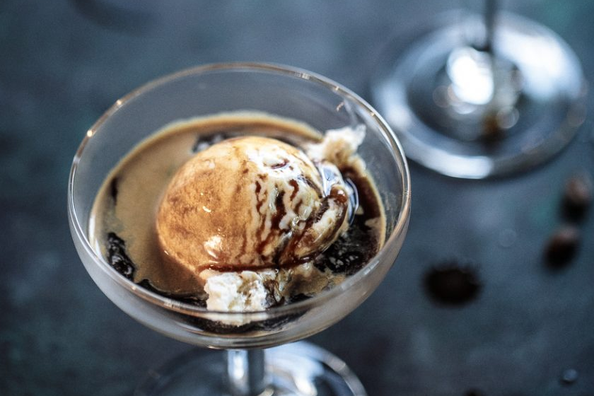 Recipe: Honeycomb Affogato | HerCanberra