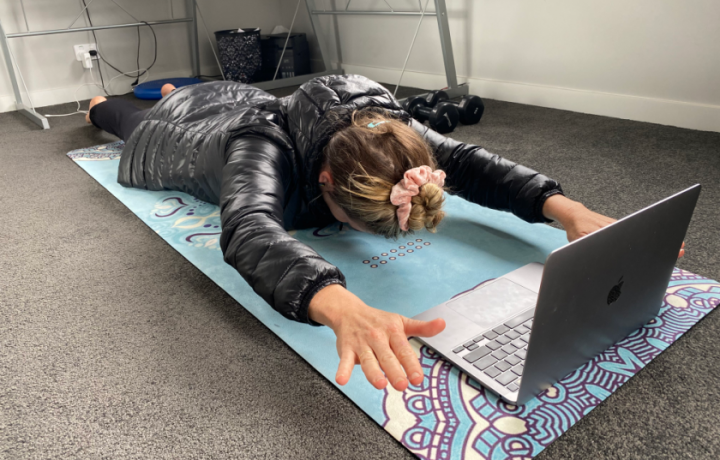 At-home workplace workout: Tuesday