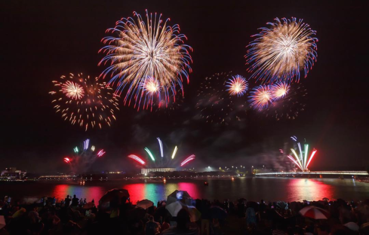 We want fireworks, we need fireworks, we are getting fireworks for NYE!