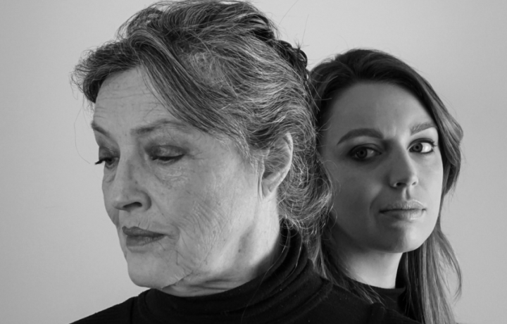 Drama between mother and daughter makes the stage