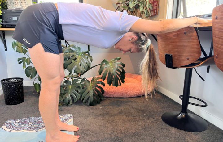 A quick five minute “at work workout”