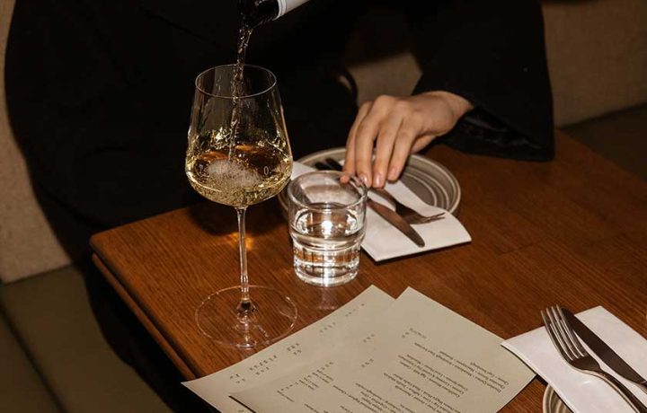Bougie Canberra bottle shops that are also wine bars
