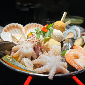 Muk Bar now serving up all the cocktails and K-noms (Korean deliciousness)