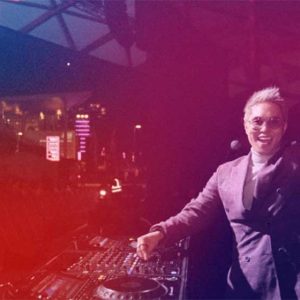 Pink carpet, K-Pop and Korean fried chicken: you’re invited to the HALLYU! Opening Party