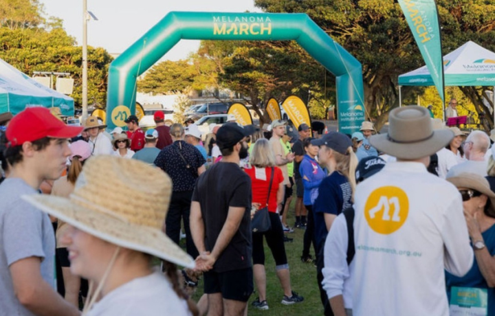 After a surprise melanoma diagnosis, Courtney is walking to save lives