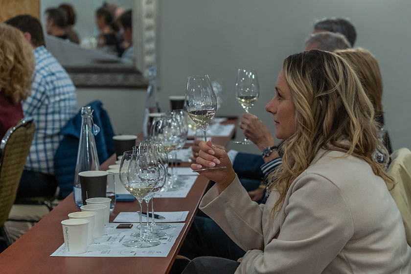 1085 wines, three hours and a tasting glass: Canberras ultimate girls day out is back